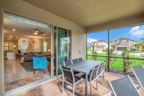 5532 Misty Oak Circle