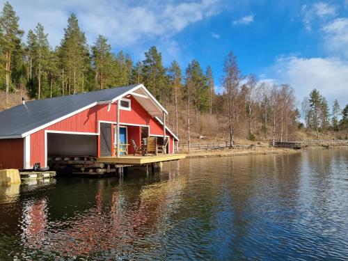 Boathouse - Mjällom