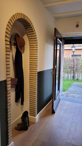 Entrance, Betuwe Huisje in Meteren