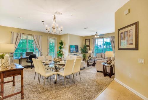5025 Shoreway Loop #203 - image 10