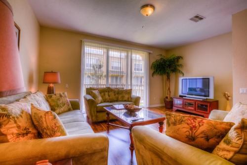 Majestic Retreat - image 2