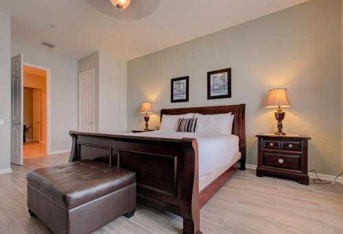 Lakeview Executive Penthouse - image 11