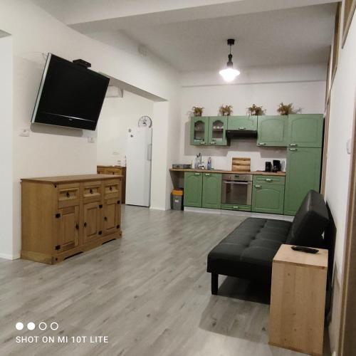 صالة مشتركة/ منطقة التلفزيون, PRENOČIŠČE 9a (PRENOCISCE 9a) in Tolmin