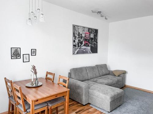 Zentrum, 4Personen, privater Parkplatz, WiFi, modern, ruhig in Chemnitz, Deutschland