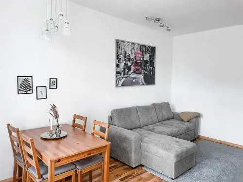 Zentrum, 4Personen, privater Parkplatz, WiFi, modern, ruhig in Chemnitz, Deutschland