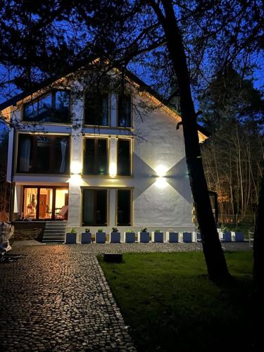 Leśna Residence & SPA (Lesna Residence & SPA) in Піш