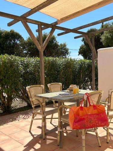 บริการและสิ่งอำนวยความสะดวก, โรงแรมปาโดโล (Hotel Padolo) in โบนิฟาซิโอ