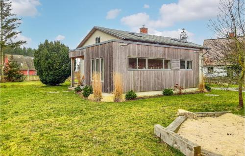 Beautiful Home In Warthe With Kitchen