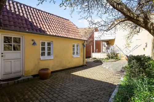 Sankt Laurentii Vej 81a, 9990 Skagen in Skagen
