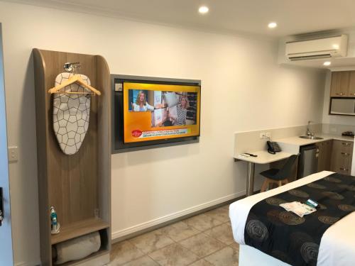 บริการและสิ่งอำนวยความสะดวก, Pioneer Lodge Motel in คินการอย