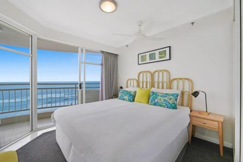 Apartment with Sea View image 7