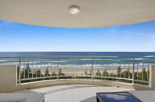 Apartment with Sea View image 5