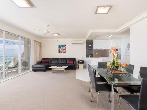 Apartment image 5