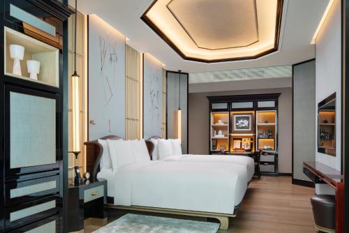 The Ritz-Carlton, Nanjing