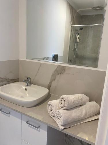 Guest ensuite 7 minutes from airport