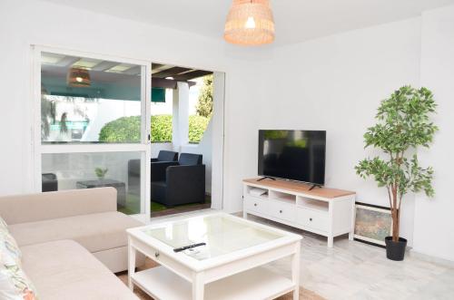 Casa 70, dúplex en Urbanización Lunamar by LaRomanaMarbella, Marbella (photo 10)