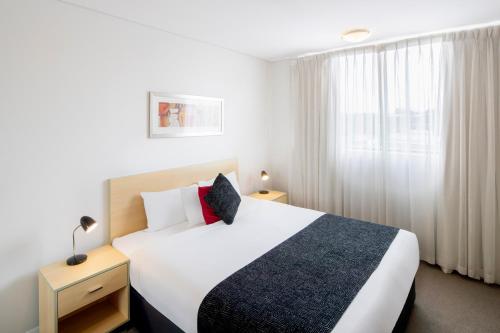 2 Bedroom with 2 King Beds