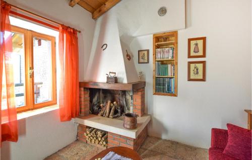 Awesome Home In Sovramonte With Wifi in Sovramonte
