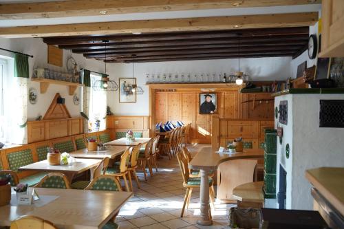 Hotel Gasthof Weißer Löwe 3