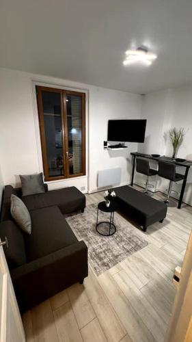 B&B Le Bourget - Le City appartement à Le Bourget vous ravira - Bed and Breakfast Le Bourget