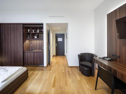 sevenDays Hotel BoardingHouse - image 3