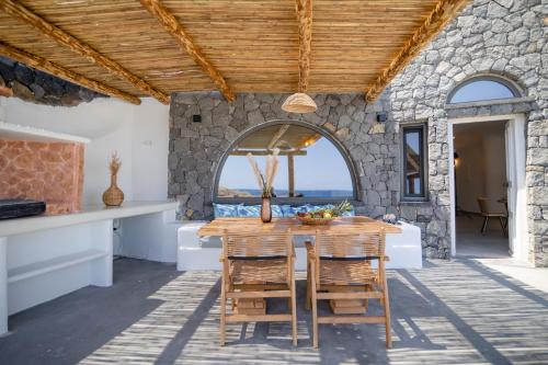 Villa with Private Pool image 4