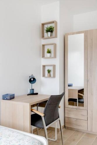Private room in renovated apartment - Tram 1 min walk, Nice (photo 10)