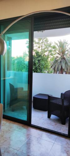 APPARTEMENTS NIA CONFORT, Plein centre ville, avec TERRASSE photo 4