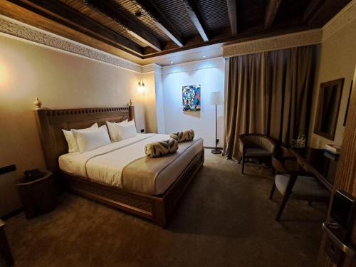 room detail thumbnail 1