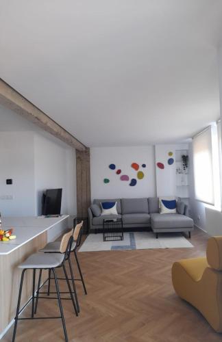 Alojamiento moderno y sofisticado con vistas a la ciudad, Bilbao