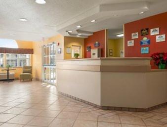 Days Inn & Suites by Wyndham Lafayette IN – Lafayette, IN