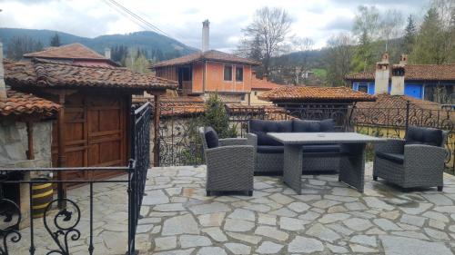 Zlatniyat Telets Guest Rooms - image 6