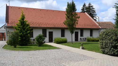 Accommodation in Kastélyosdombó