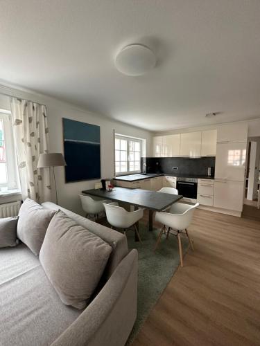 NEU ... in 2 min. am Bodensee 342m von Loewengasse entfernt