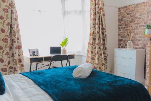 Four-Bedroom House image 3
