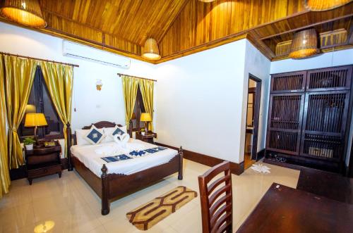 Standard Double Room room in Treasure Hotel Laos