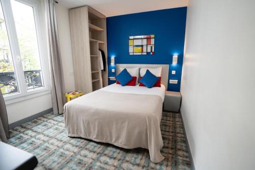 Hotel Du Mont Dore Batignolles - image 5