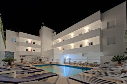 All Suite Ibiza Aparthotel