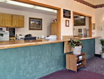 Super 8 by Wyndham Huron, Huron (photo 3)