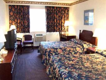 Howard Johnson by Wyndham Pikesville photo
