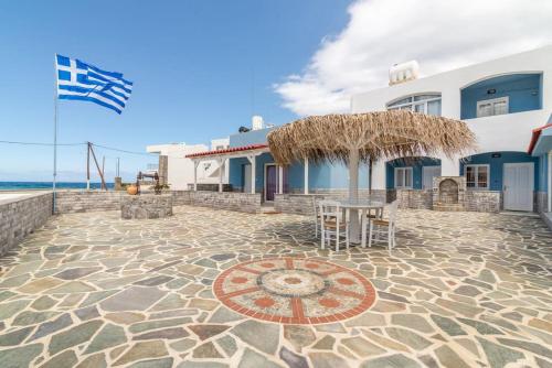 Ikaros Apt Next to the Beach - Tap to explore photos