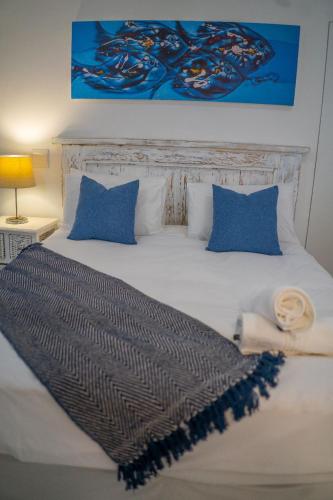 7th Wonder Beach Guest House Room Type - Standard Queen Room