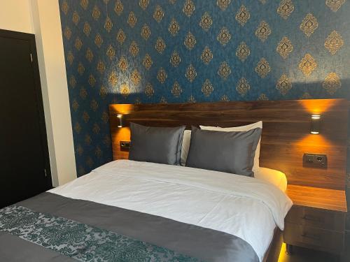 Seven Dreams Hotel - image 8