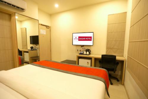 King Room image 10