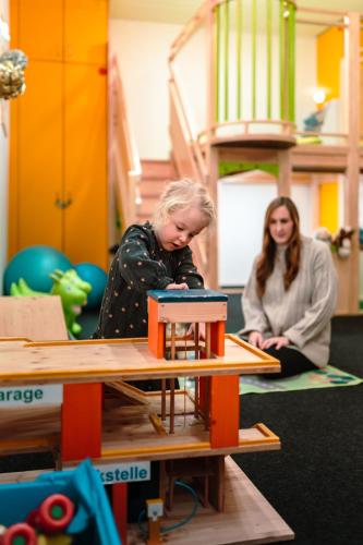 兒童俱樂部, 斯維澤霍夫倫策海德酒店 (Hotel Schweizerhof Lenzerheide) in 倫策海德