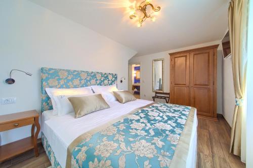 Luxury Villa Ive - image 13