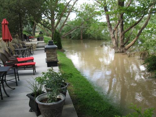 River Terrace Inn - image 14