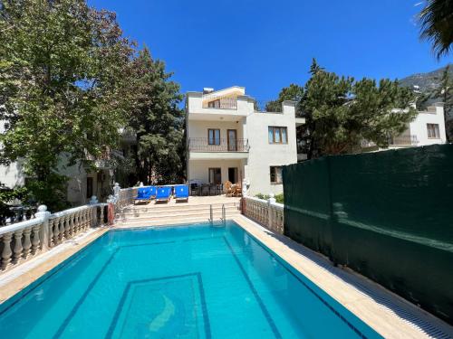 Four-Bedroom House room in BG Villas & Aparts