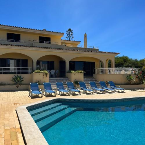 B&B Albufeira - Villa Paraiso - 4 Bedrooms and pool - Bed and Breakfast Albufeira