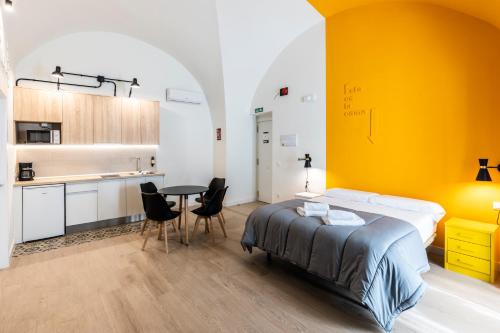 카세레스 Apartamentos Turísticos DE LA BERNARDA (Apartamentos Turisticos DE LA BERNARDA) 4성급 게스트하우스 스위트룸